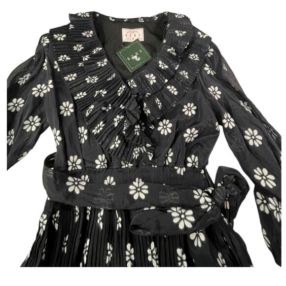 Buru Blanche Floral Pleated Ruffled V-Neck Mini Dress | Sz M, Black White NWT - Picture 7 of 15